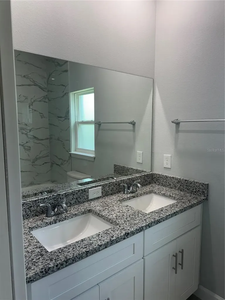 102 Brixham Court Kissimmee FL 34758