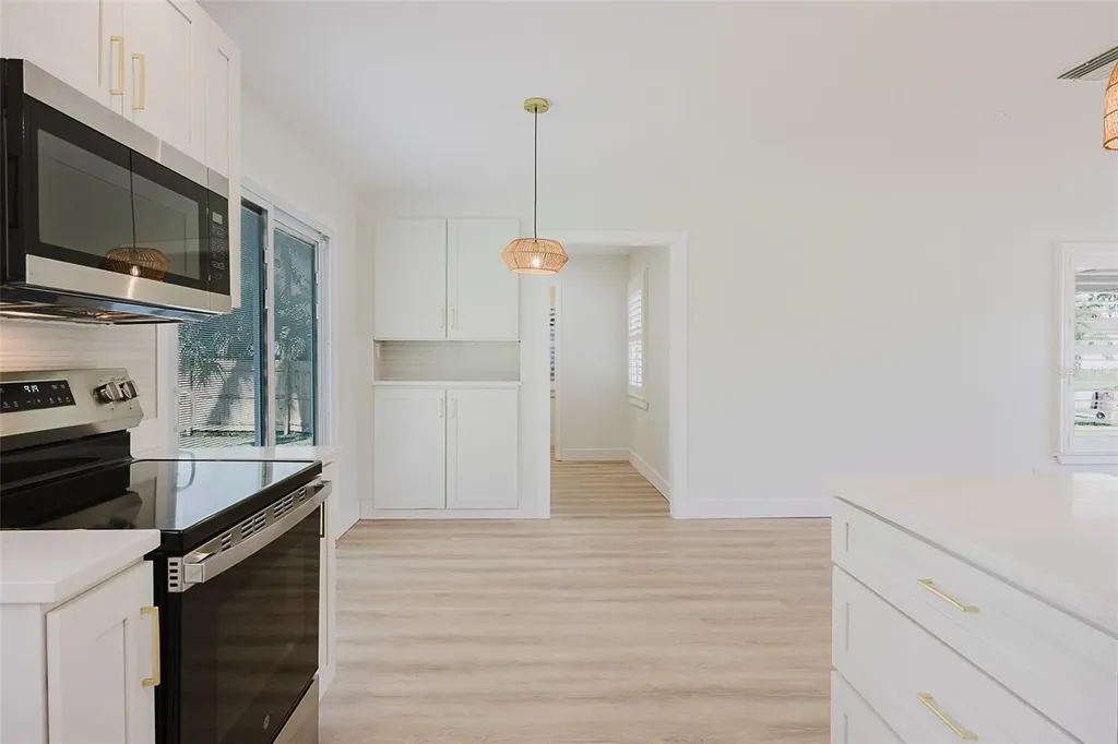 213 W Mckenzie Street Punta Gorda FL 33950