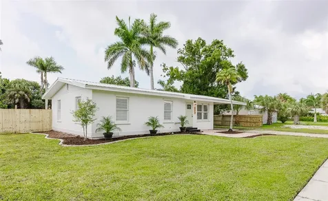 213 W Mckenzie Street Punta Gorda FL 33950