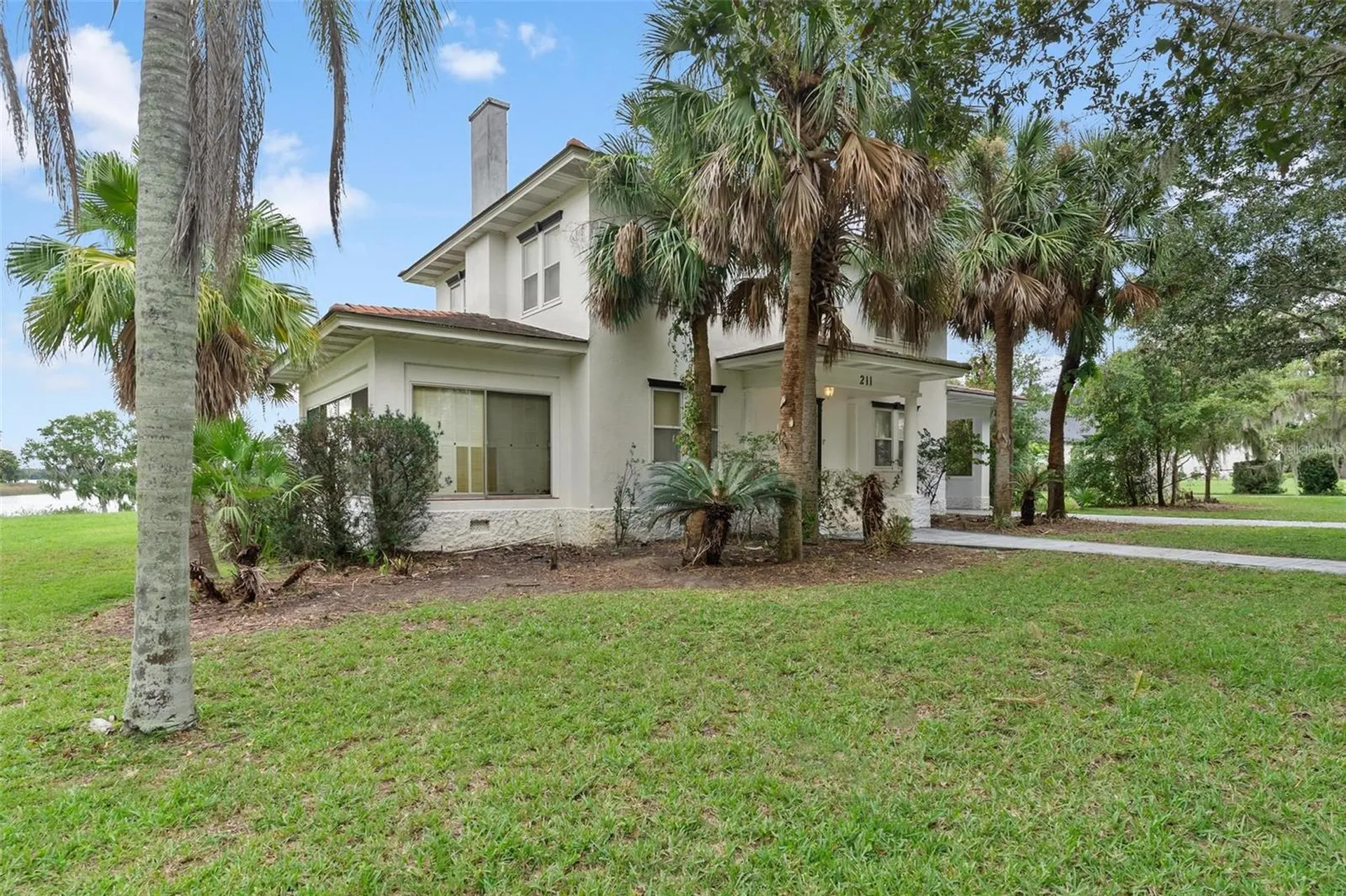 211 S Central Avenue Umatilla FL 32784