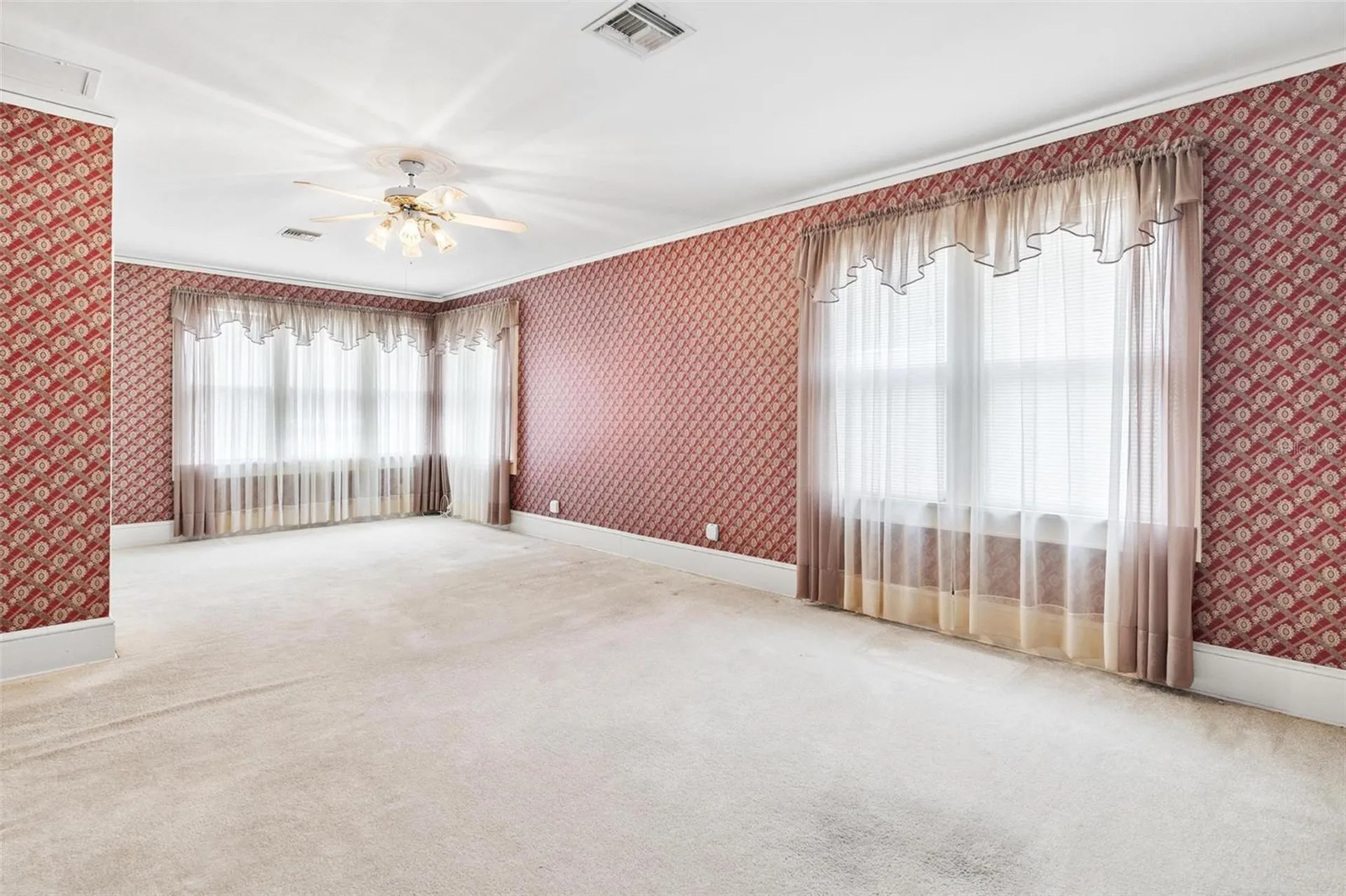 211 S Central Avenue Umatilla FL 32784