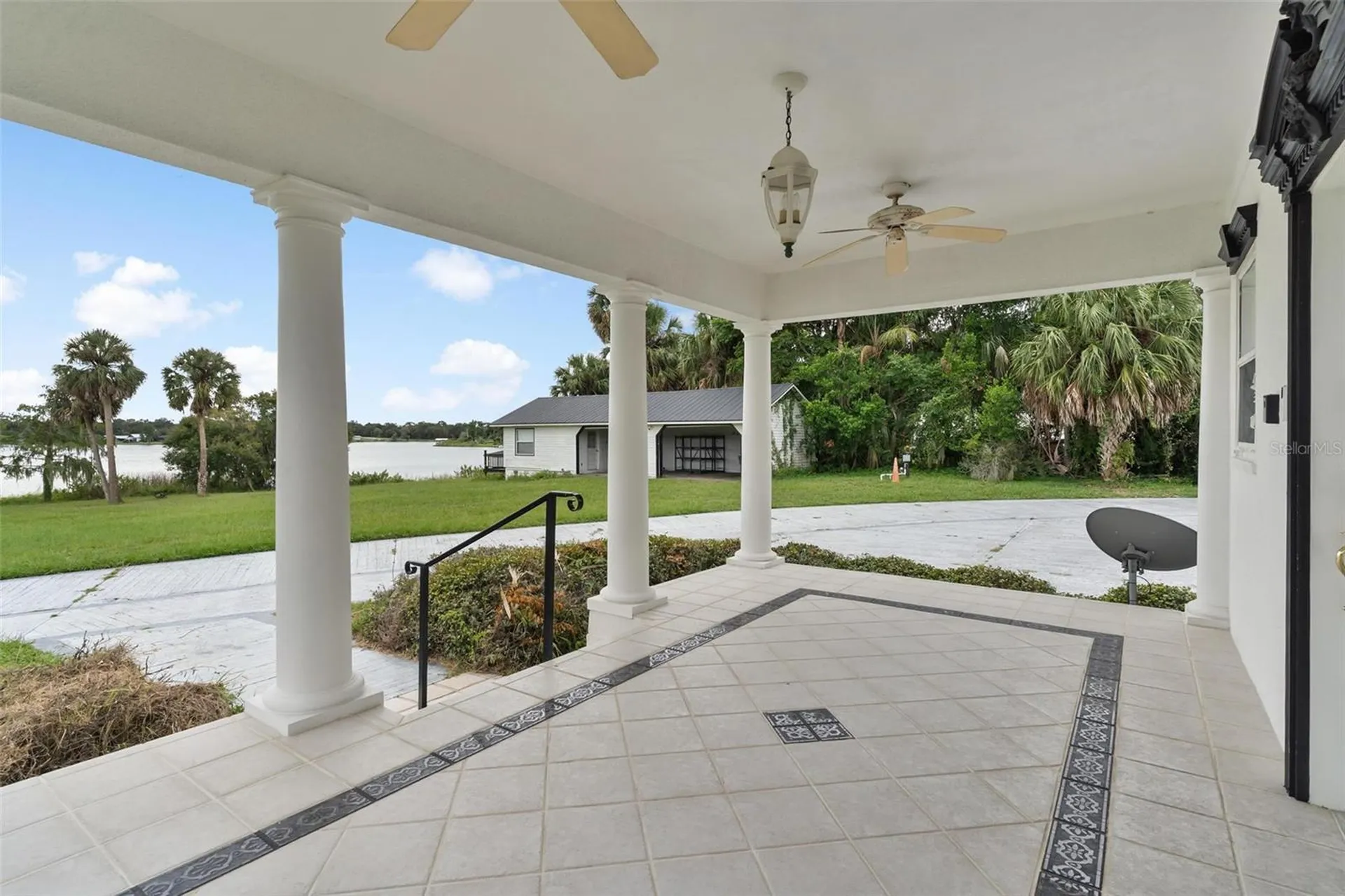 211 S Central Avenue Umatilla FL 32784