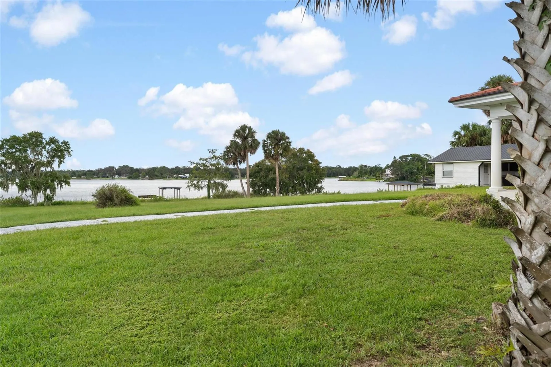 211 S Central Avenue Umatilla FL 32784