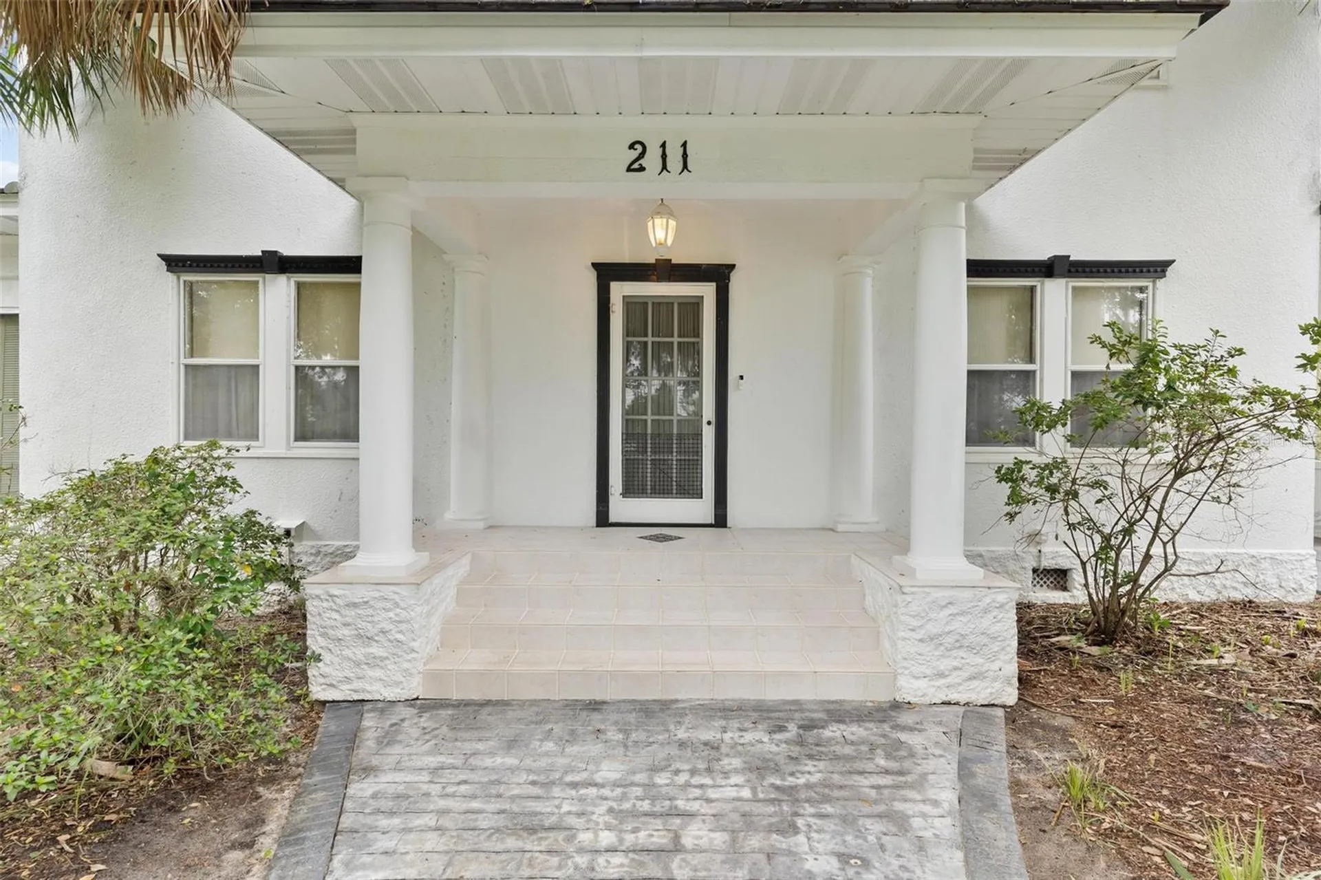 211 S Central Avenue Umatilla FL 32784