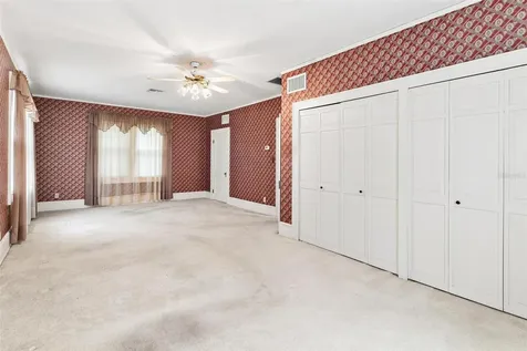 211 S Central Avenue Umatilla FL 32784