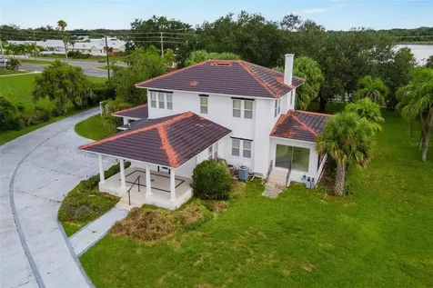 211 S Central Avenue Umatilla FL 32784