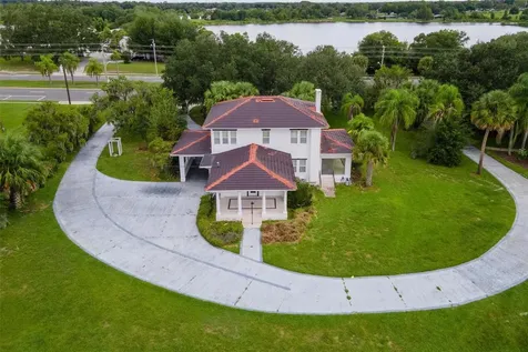 211 S Central Avenue Umatilla FL 32784