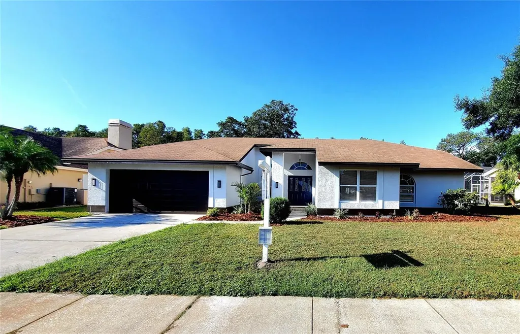 382 Waterford Circle E Tarpon Springs FL 34688