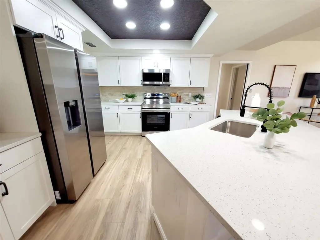 382 Waterford Circle E Tarpon Springs FL 34688