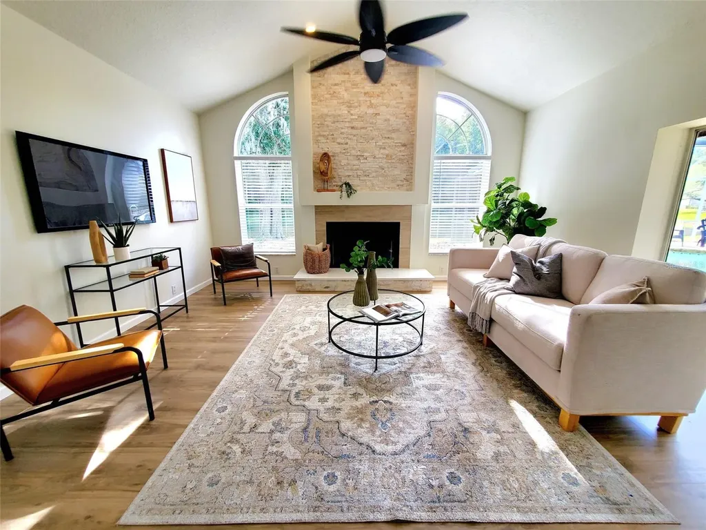 382 Waterford Circle E Tarpon Springs FL 34688