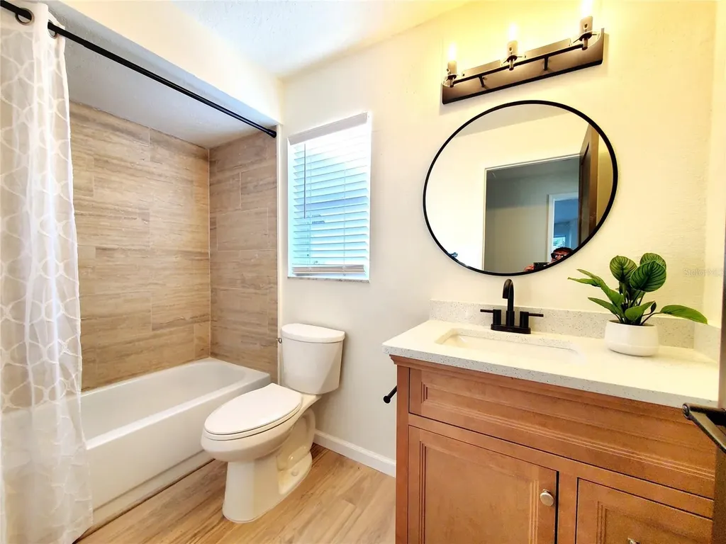 382 Waterford Circle E Tarpon Springs FL 34688
