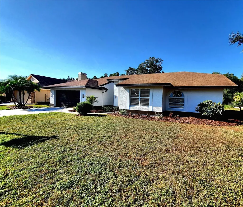 382 Waterford Circle E Tarpon Springs FL 34688