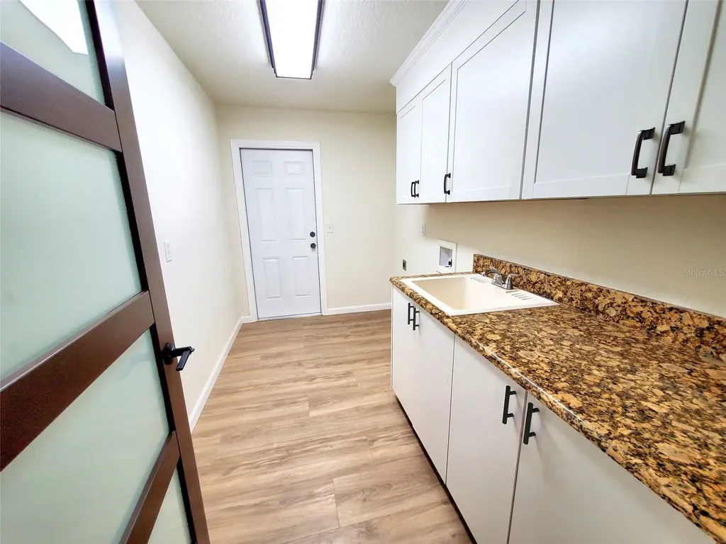 382 Waterford Circle E Tarpon Springs FL 34688