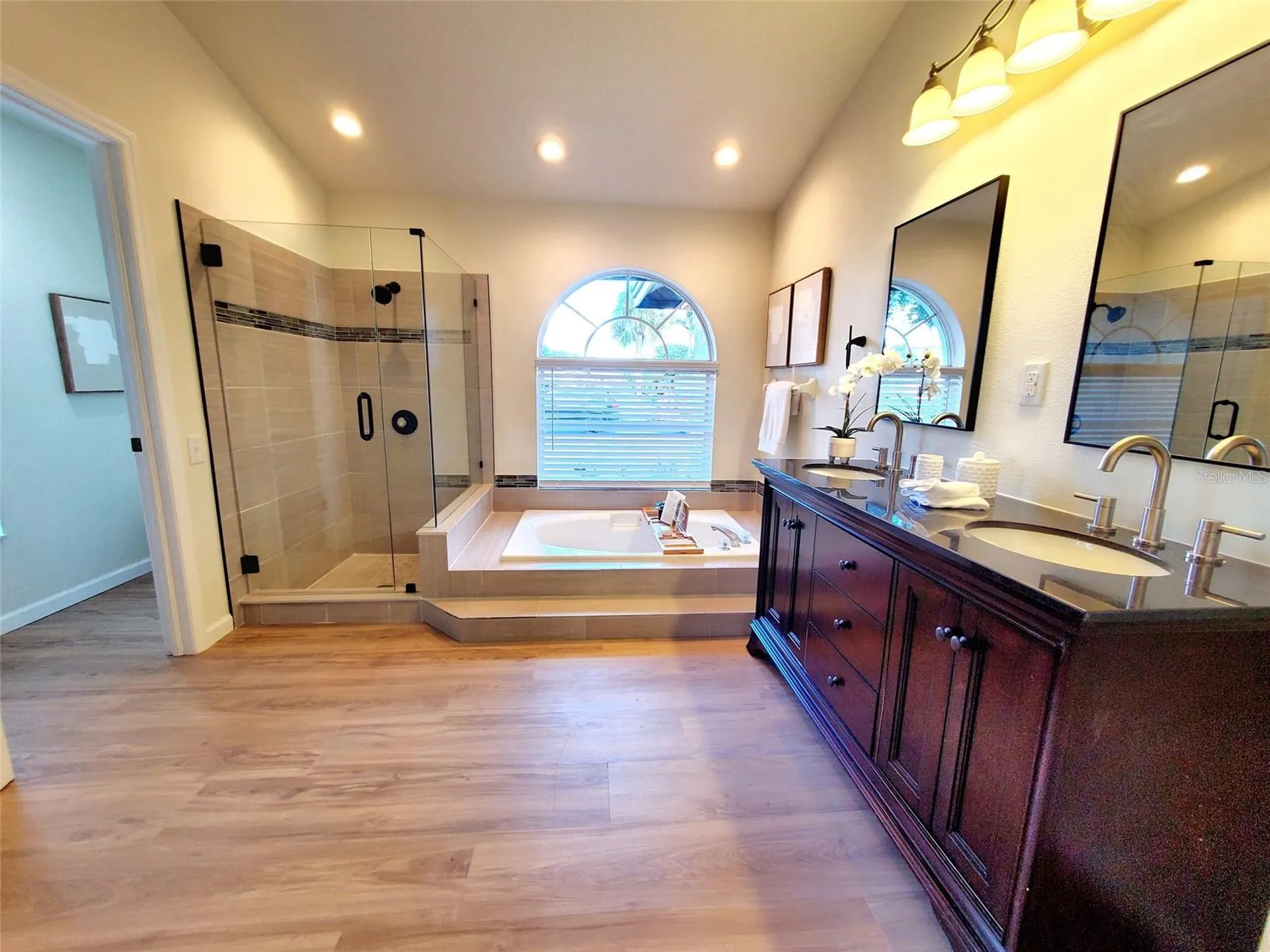 382 Waterford Circle E Tarpon Springs FL 34688