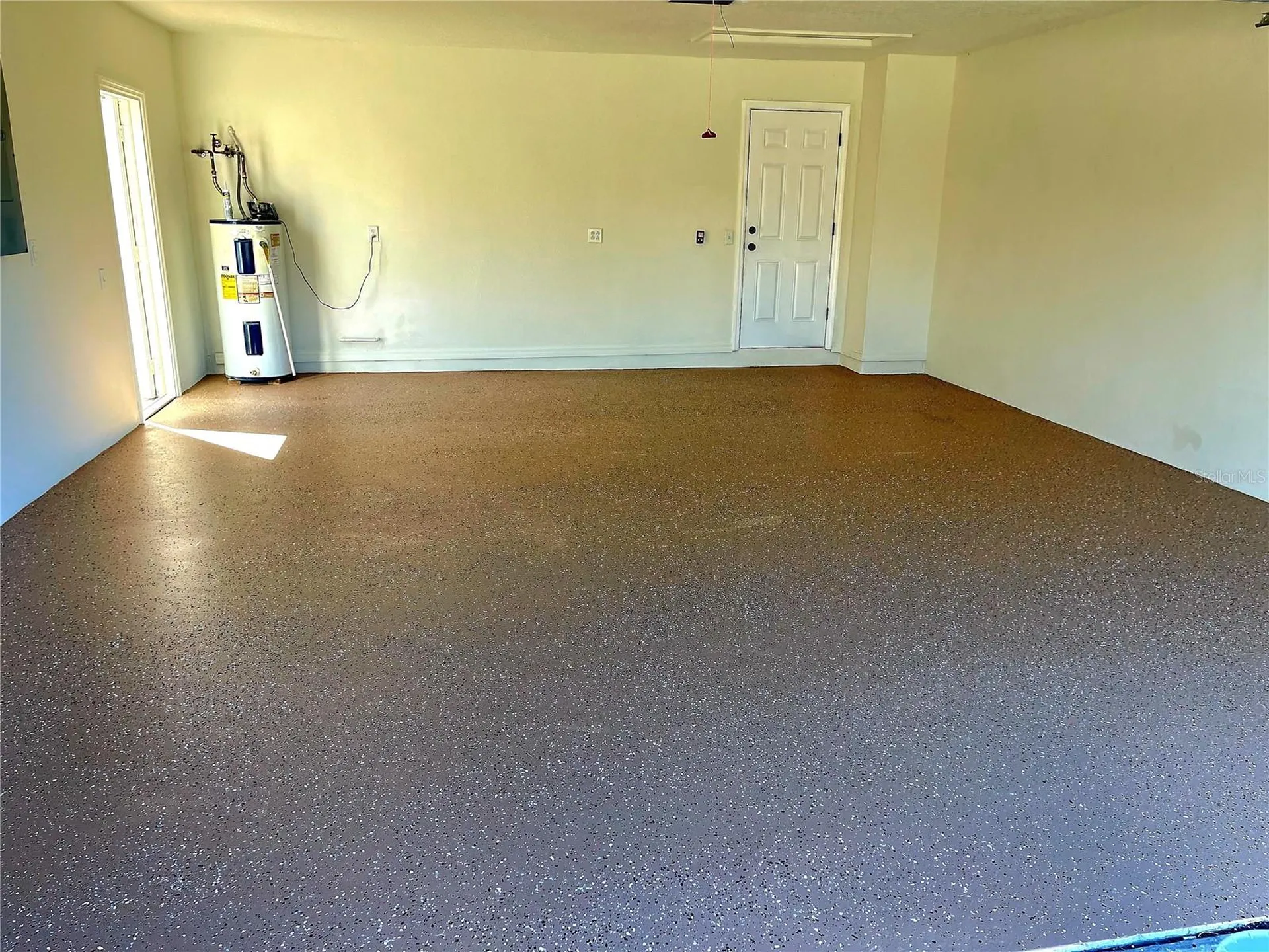 382 Waterford Circle E Tarpon Springs FL 34688