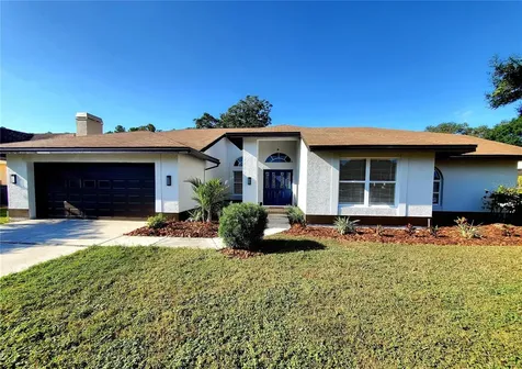 382 Waterford Circle E Tarpon Springs FL 34688