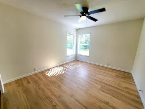382 Waterford Circle E Tarpon Springs FL 34688