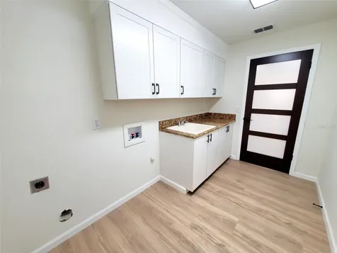 382 Waterford Circle E Tarpon Springs FL 34688