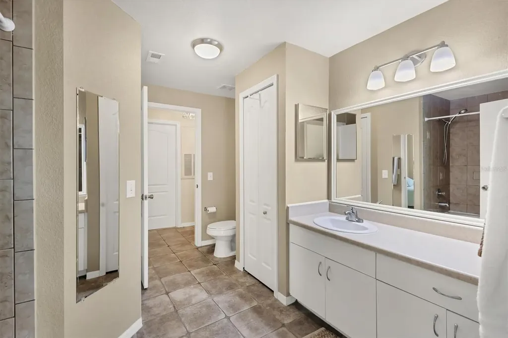 4166 Central Sarasota Parkway Sarasota FL 34238