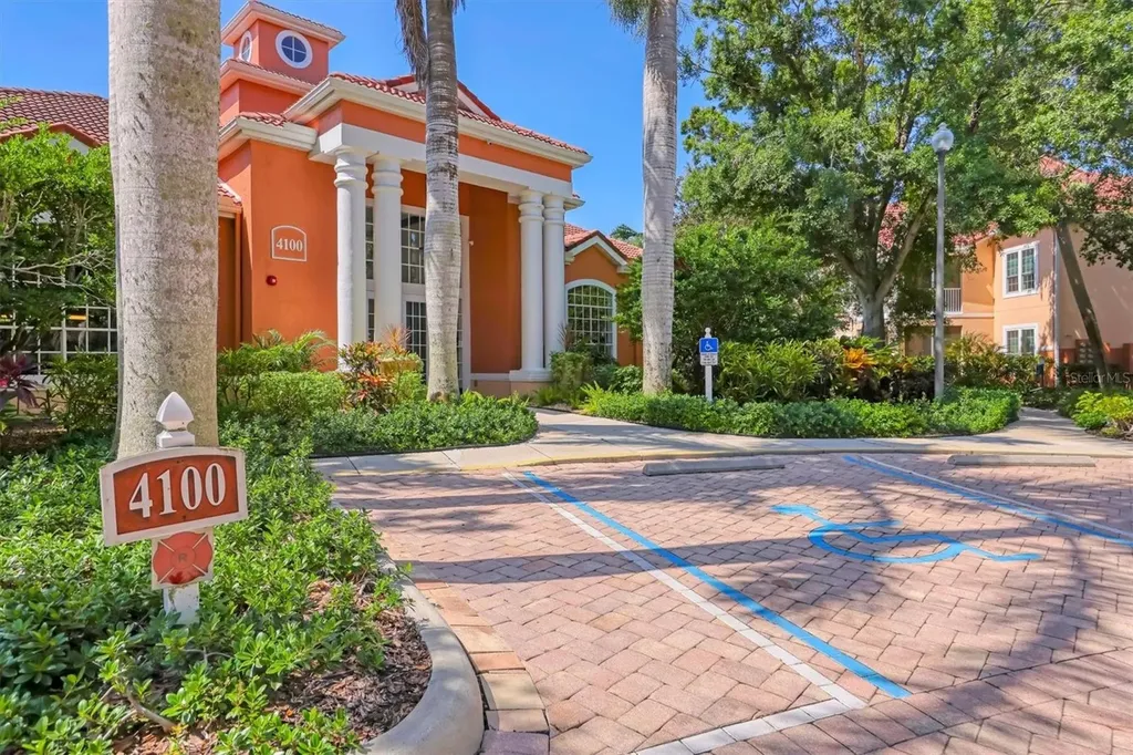 4166 Central Sarasota Parkway Sarasota FL 34238