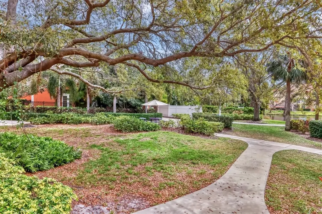 4166 Central Sarasota Parkway Sarasota FL 34238