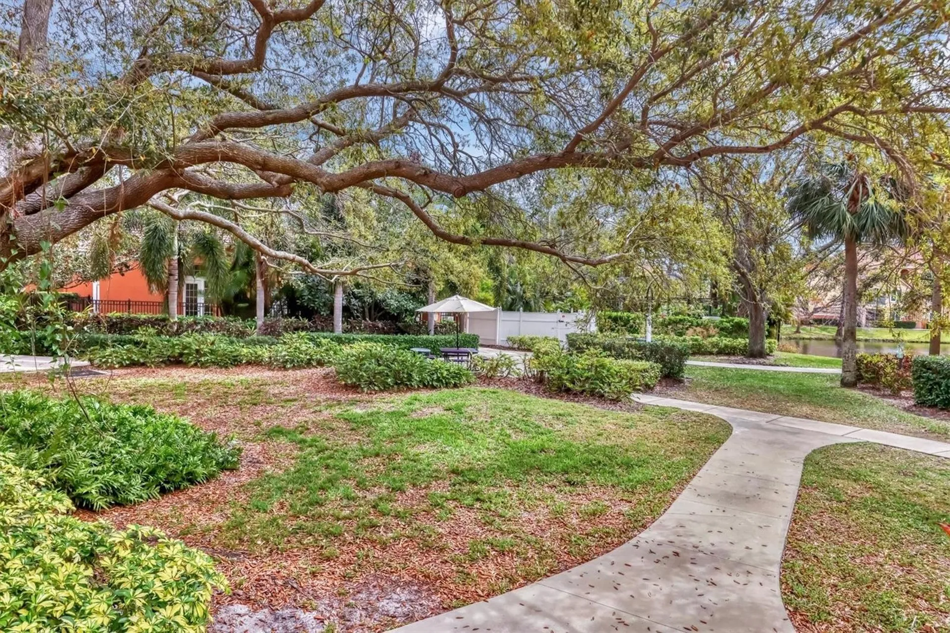 4166 Central Sarasota Parkway Sarasota FL 34238
