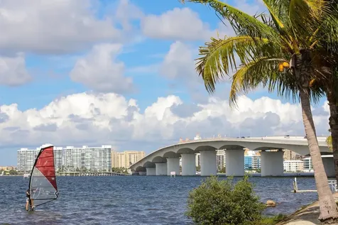 4166 Central Sarasota Parkway Sarasota FL 34238