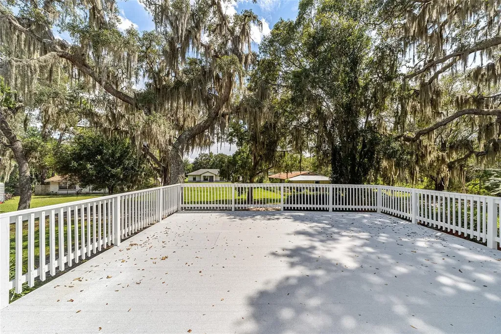 10399 NE 218th Lane Road Fort Mc Coy FL 32134