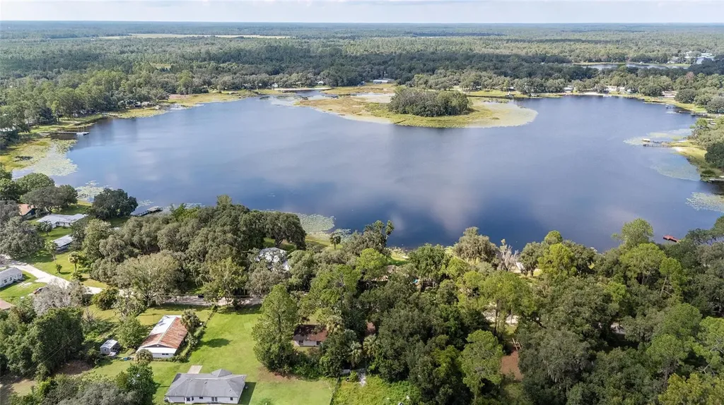 10399 NE 218th Lane Road Fort Mc Coy FL 32134