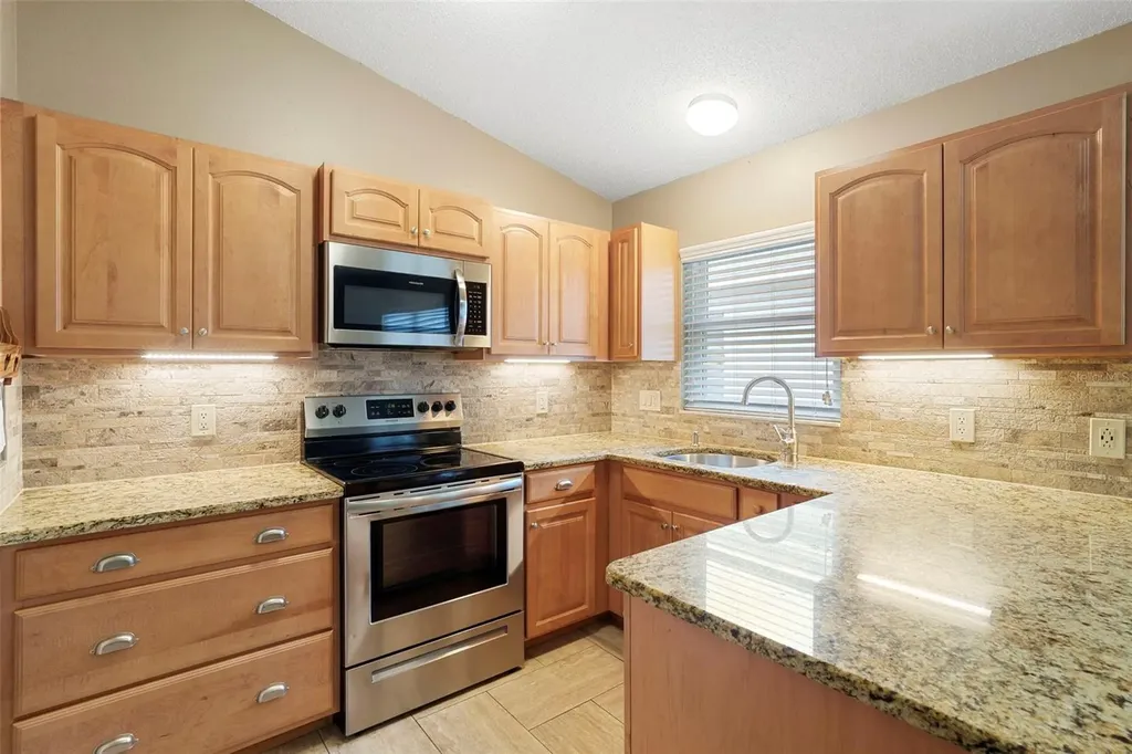 2033 Garwood Drive Orlando FL 32822