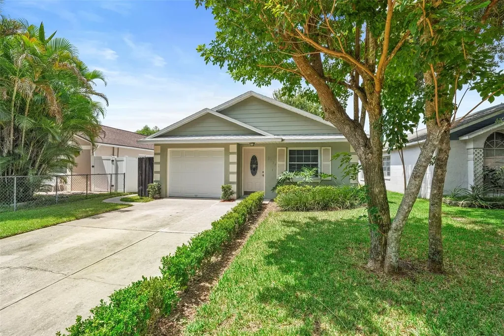 2033 Garwood Drive Orlando FL 32822