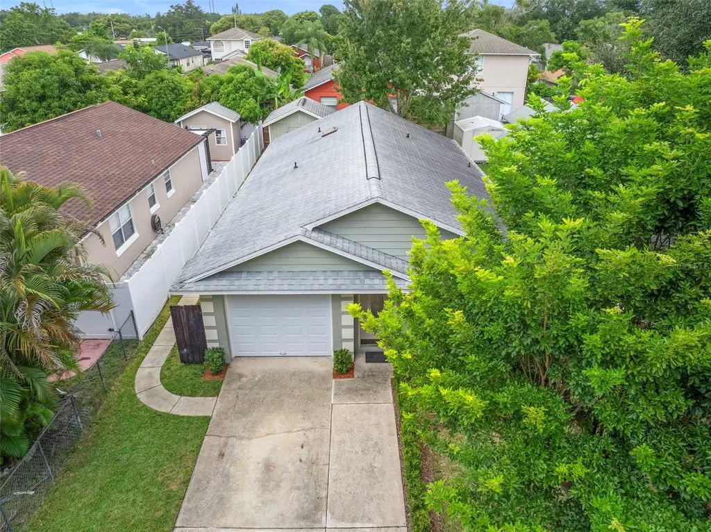 2033 Garwood Drive Orlando FL 32822