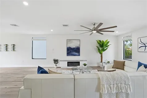 207 Shreve Street Punta Gorda FL 33950