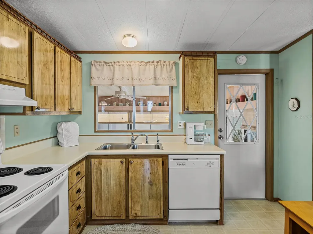 4000 William Hume Drive Zephyrhills FL 33541