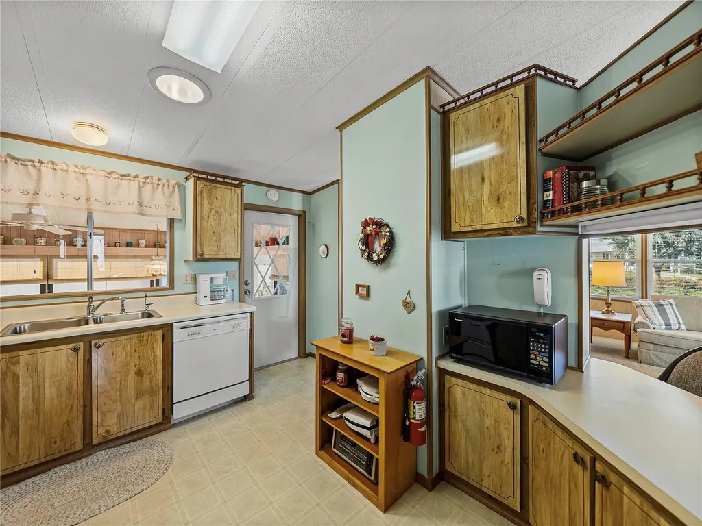 4000 William Hume Drive Zephyrhills FL 33541