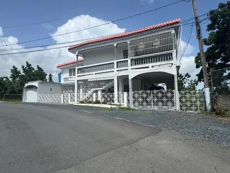 Carr. 371, Km. 1.4 Bo. Almácigo Alto, Sector Los Quiñones Yauco PR 00698