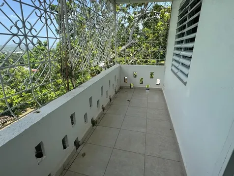 Carr. 371, Km. 1.4 Bo. Almácigo Alto, Sector Los Quiñones Yauco PR 00698