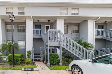 4907 W Mcelroy Avenue Tampa FL 33611