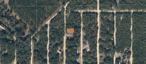 622 Kennedy Interlachen FL 32148