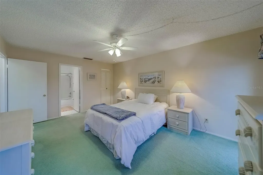 206 Dogwood Circle Seminole FL 33777