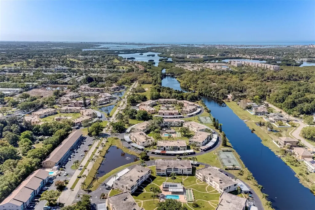 206 Dogwood Circle Seminole FL 33777
