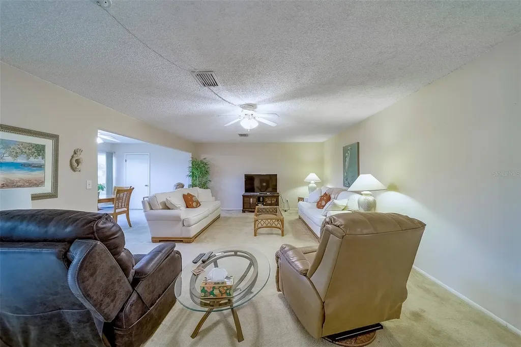 206 Dogwood Circle Seminole FL 33777