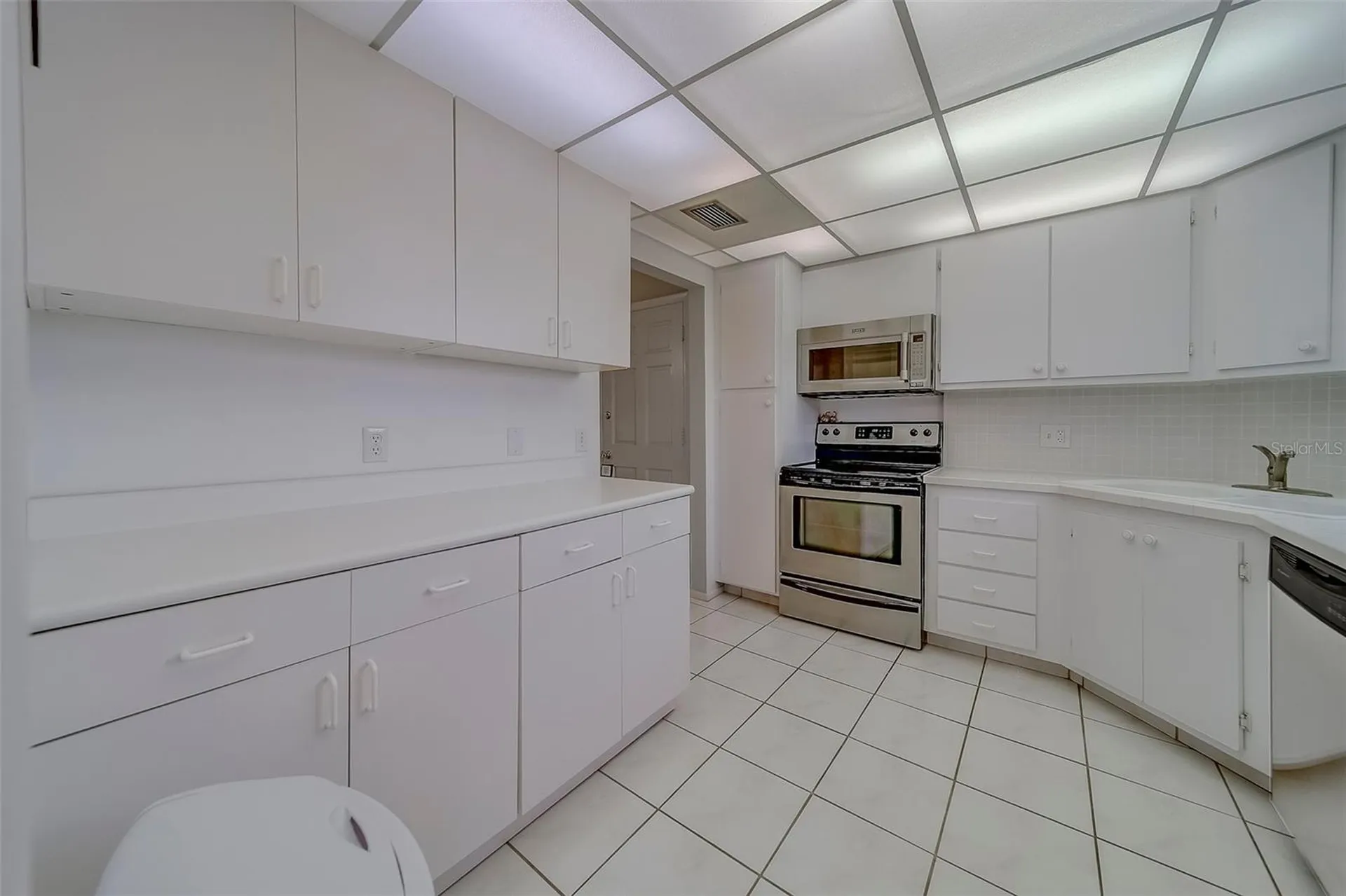 206 Dogwood Circle Seminole FL 33777