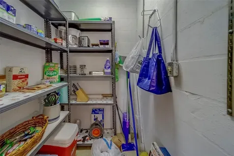 206 Dogwood Circle Seminole FL 33777