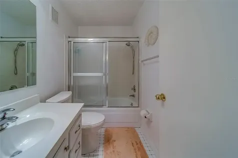 206 Dogwood Circle Seminole FL 33777