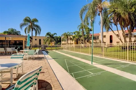 206 Dogwood Circle Seminole FL 33777