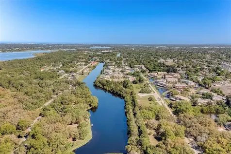 206 Dogwood Circle Seminole FL 33777