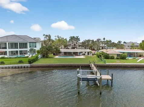 377 S Shore Drive Sarasota FL 34234