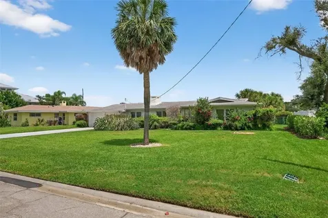 377 S Shore Drive Sarasota FL 34234