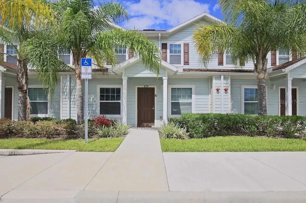 8905 Shine Drive Kissimmee FL 34747